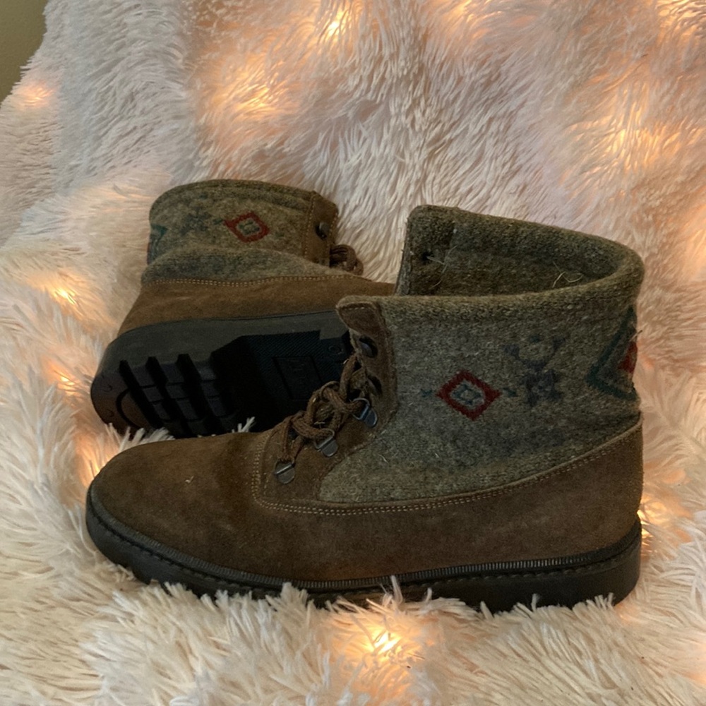 LL Bean lace up boot